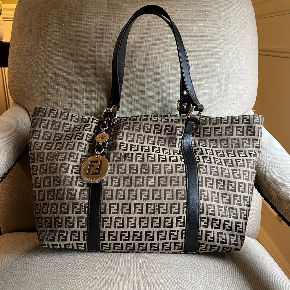 Fendi Zucca Tote second hand